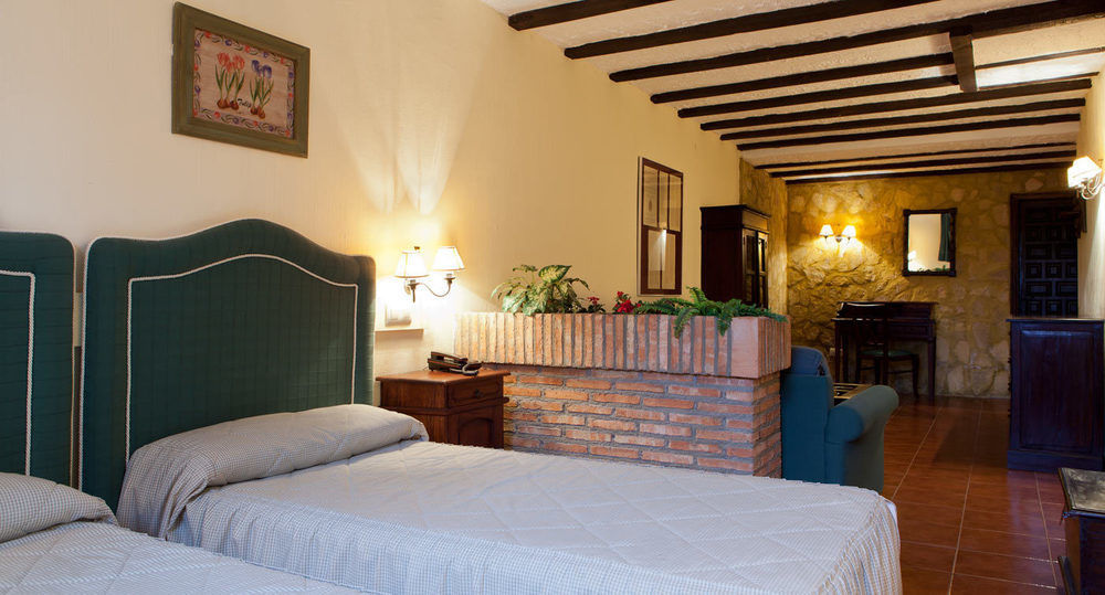 Hotel Resort Cueva Del Fraile Cuenca  Exterior photo